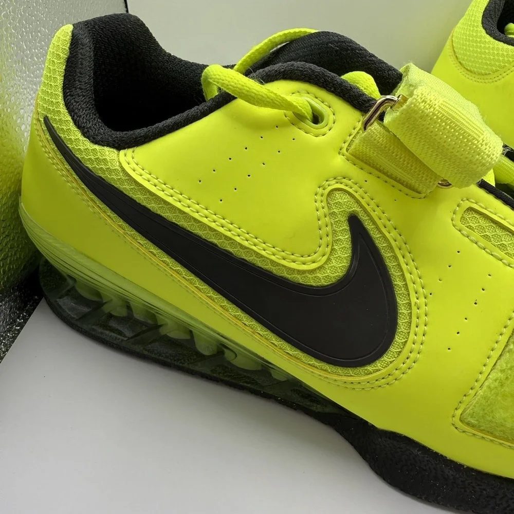 Nike Romaleos 2 Weightlifting Shoes Mens Size US 11 Volt Green Black 476927-730